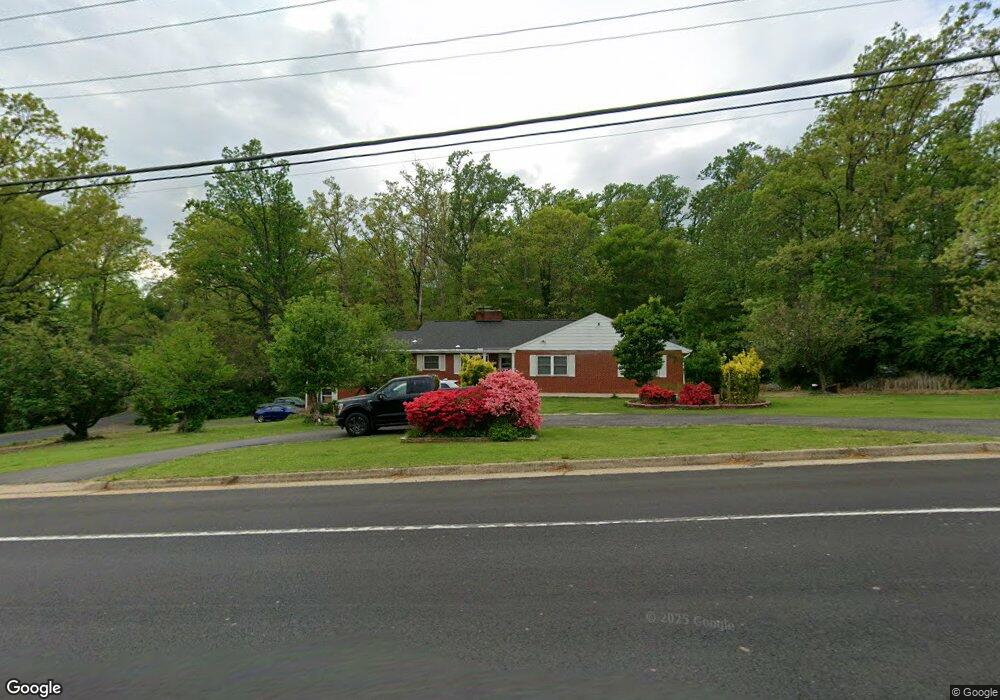 3428 Sleepy Hollow Rd, Falls Church, VA 22044 - photo 1