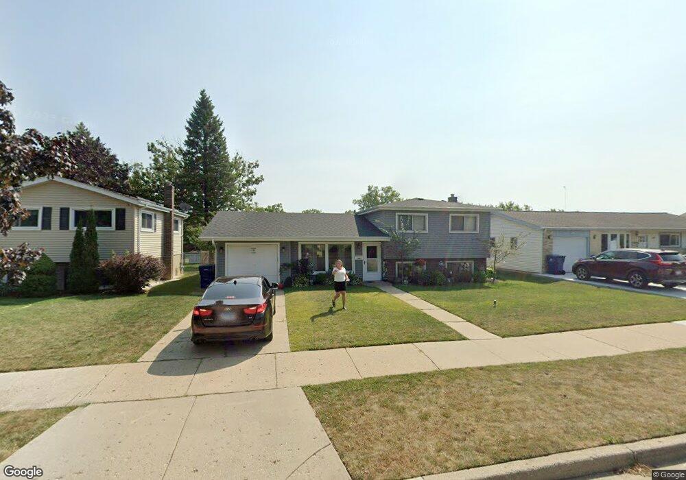 2645 Varonen Ave, Waukegan, IL 60087 - photo 1