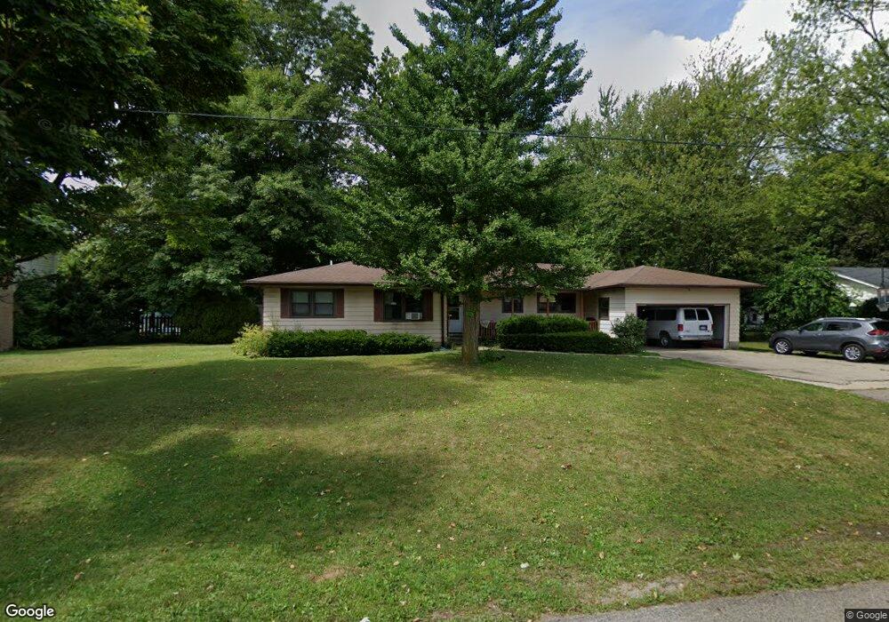 841 W Thomas L Pkwy, Lansing, MI 48917 - photo 1