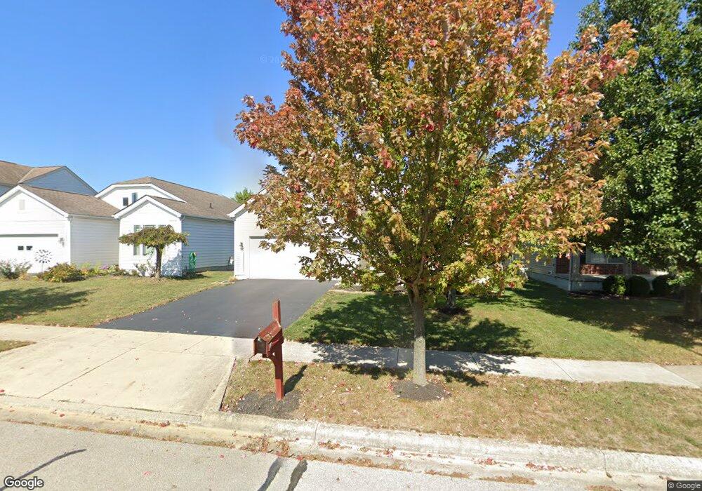 1566 Grove Hill Dr, Columbus, OH 43240 - photo 1