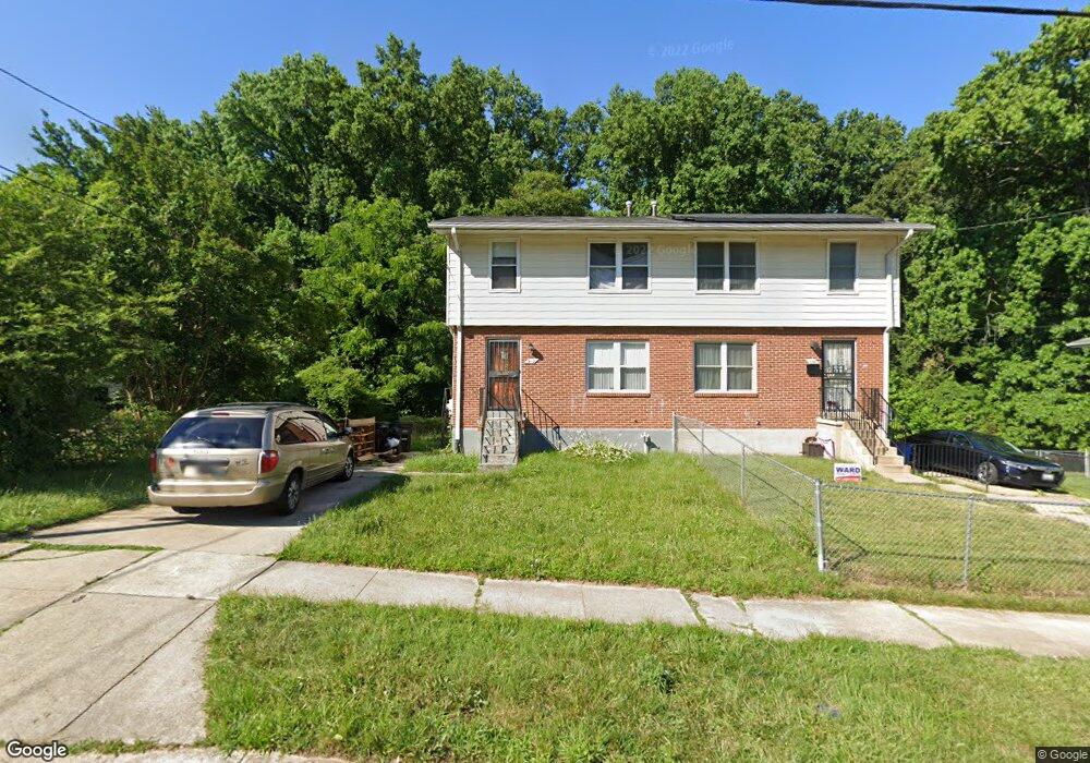 922 Booker Dr, Capitol Heights, MD 20743 - photo 1