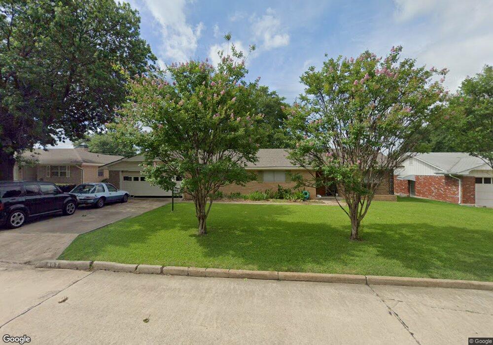 907 Cherry St, Ardmore, OK 73401 - photo 1