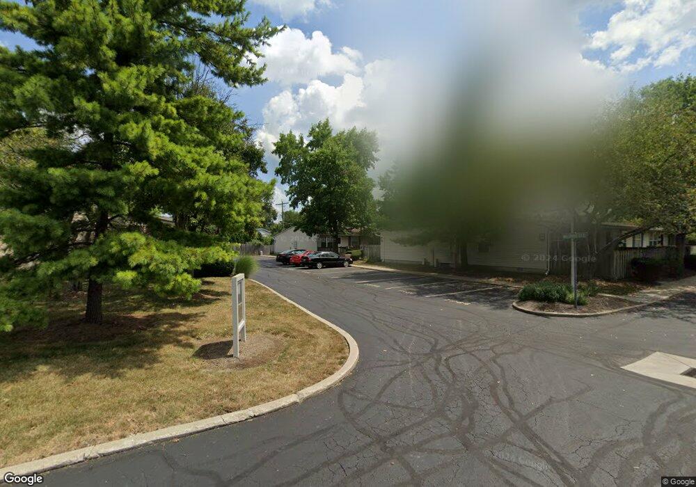 4976 Willoway Ct E, Columbus, OH 43220 - photo 1