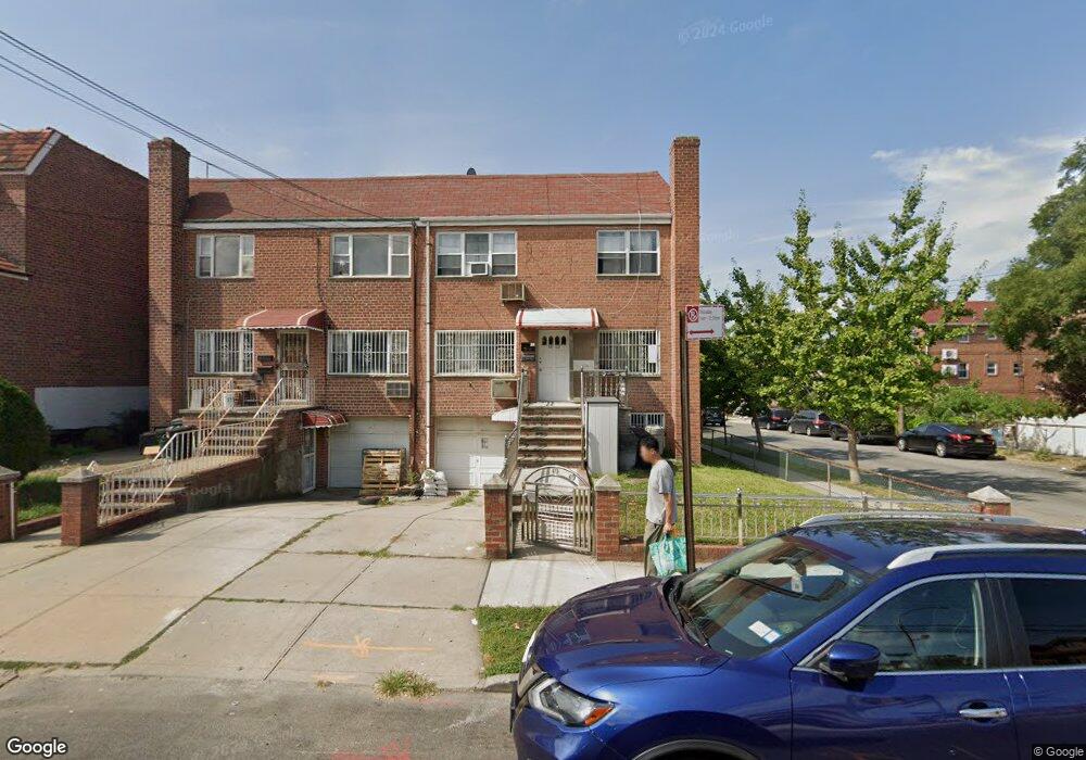 5802 Lawrence St, Flushing, NY 11355 - photo 1