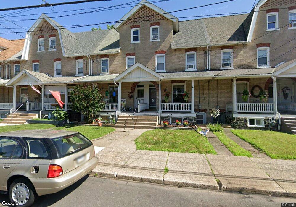 415 Juniper St, Quakertown, PA 18951 - photo 1