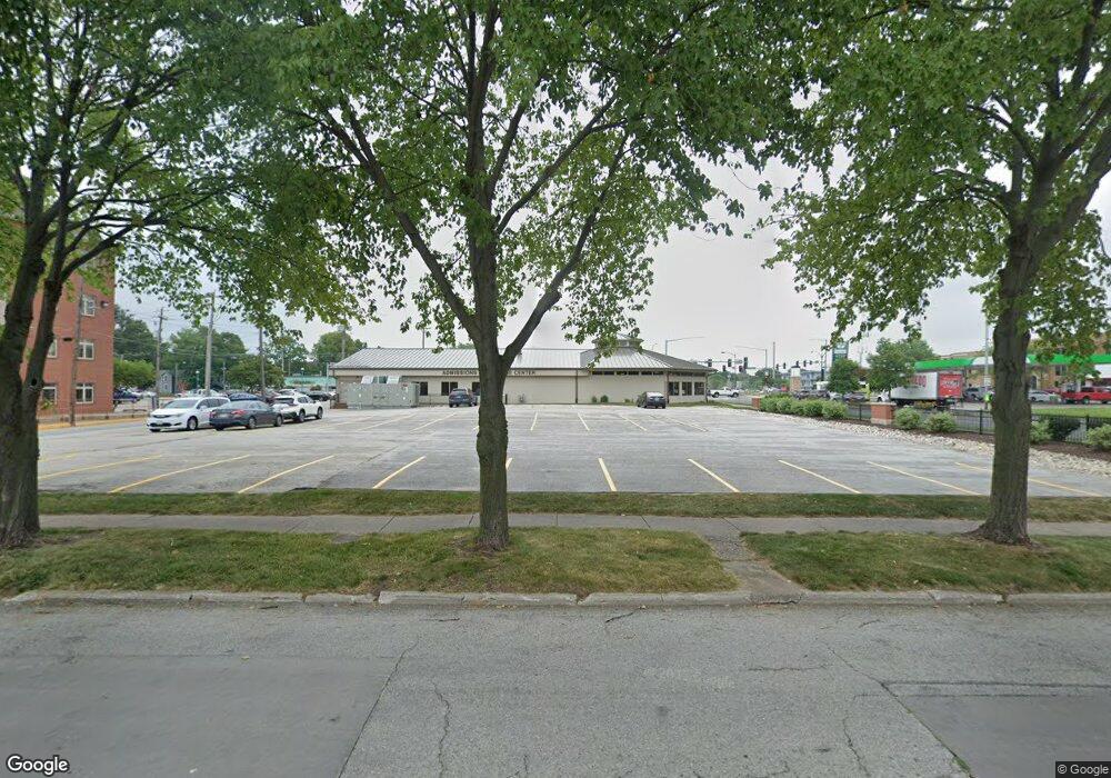 328 W Locust St, Davenport, IA 52803 - photo 1