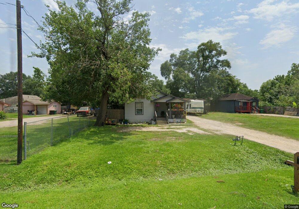 831 Fortune St, Houston, TX 77088 - photo 1