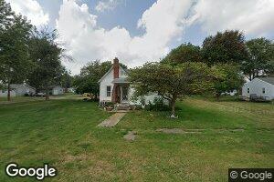 395 Kimber St, Waverly, IL 62692