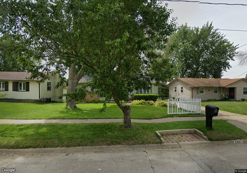 2627 Boyd St, Des Moines, IA 50317 - photo 1