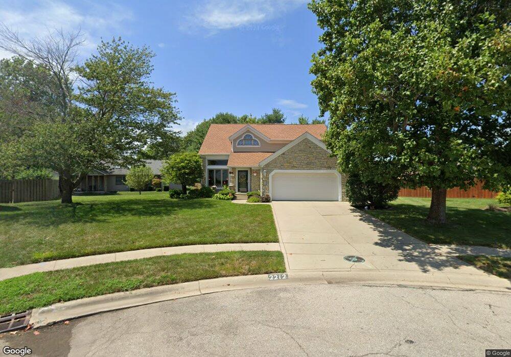 2212 Reston Ln, Columbus, IN 47203 - photo 1