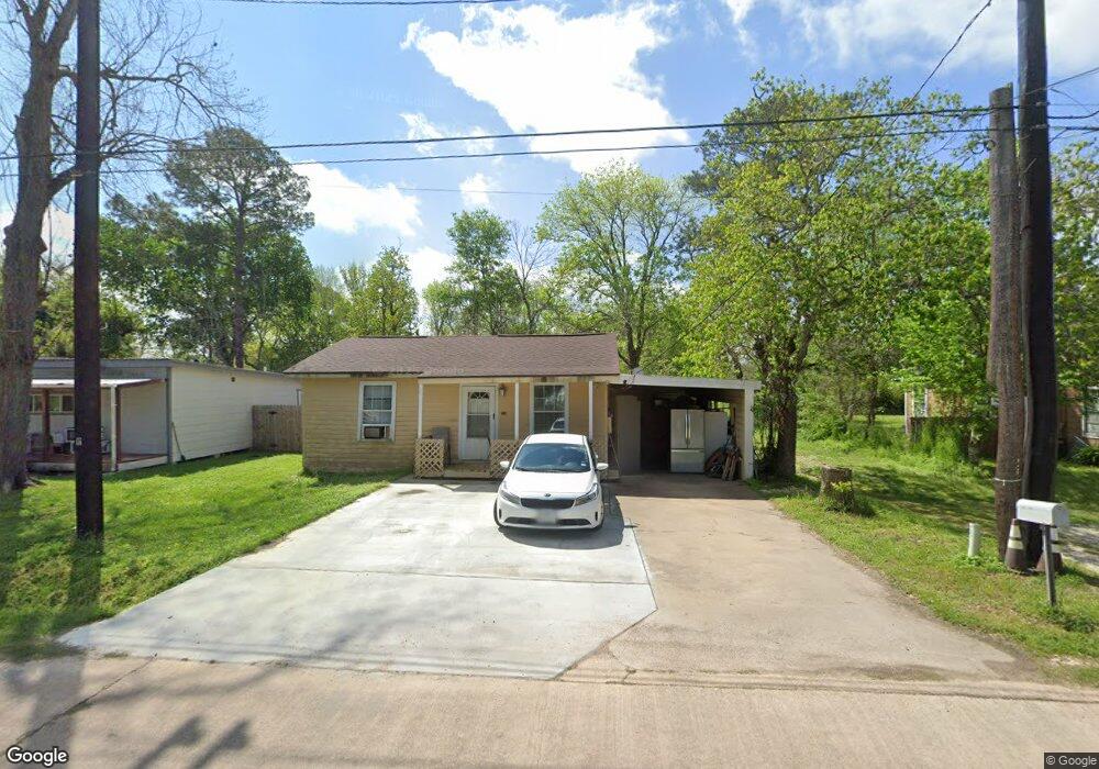 2710 1st St, Bay City, TX 77414 - photo 1