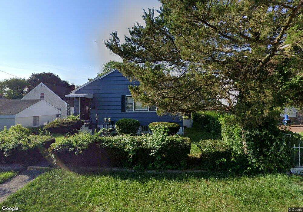 251 Truman St, Bridgeport, CT 06606 - photo 1