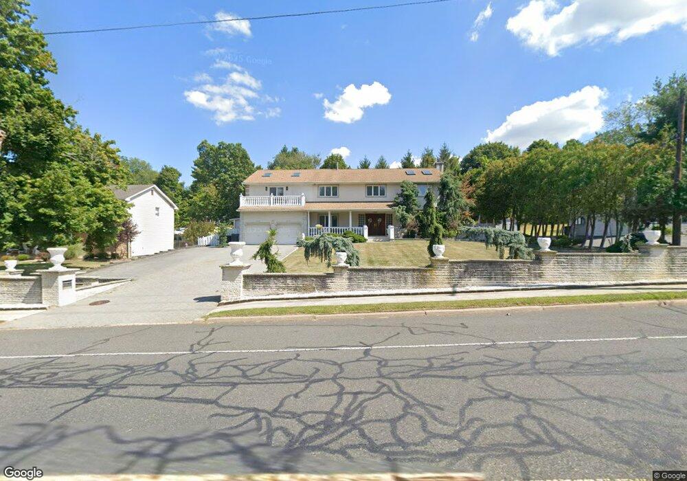 39 Shrewsbury Dr, Livingston, NJ 07039 - photo 1