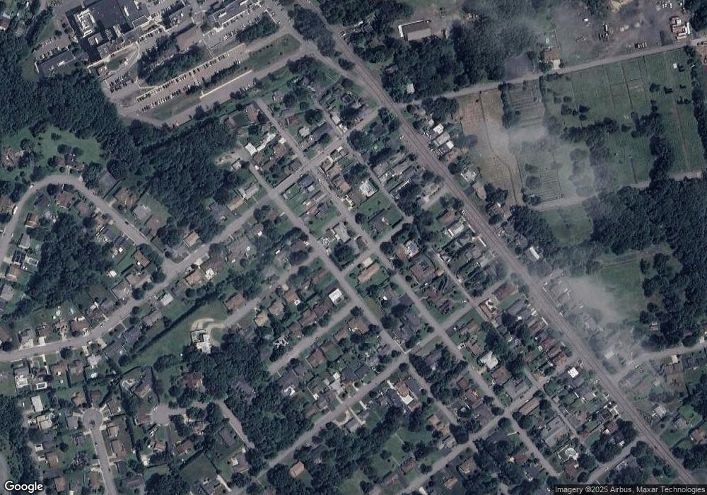 1034 E Chestnut St, Hazleton, PA 18201 - photo 1