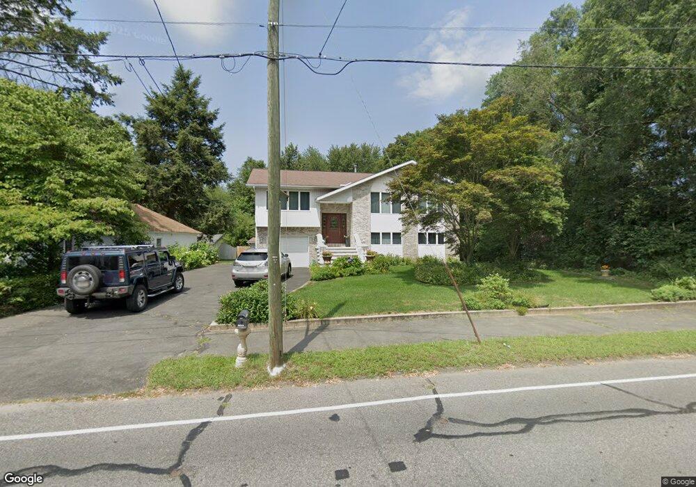 37 Cherry St, Ludlow, MA 01056 - photo 1