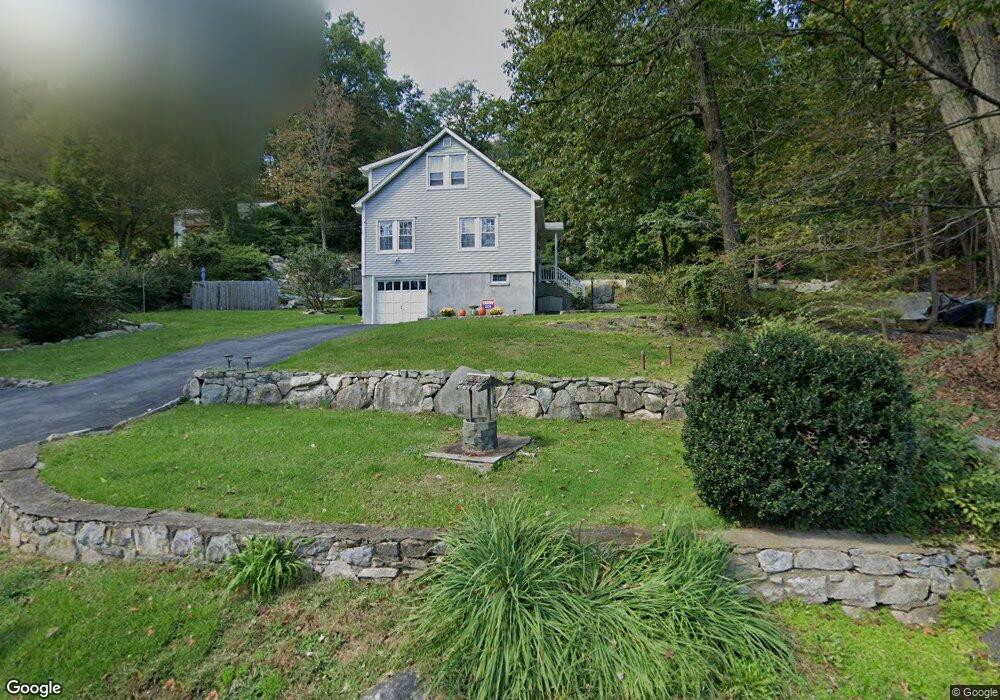 125 Tanglewylde Rd, Lake Peekskill, NY 10537 - photo 1