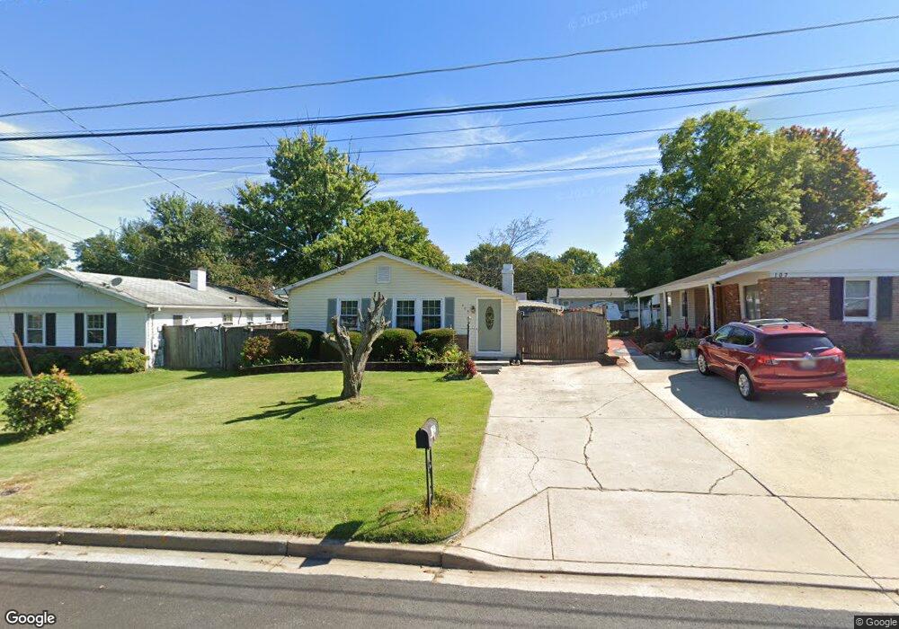 105 Spring St, Gaithersburg, MD 20877 - photo 1