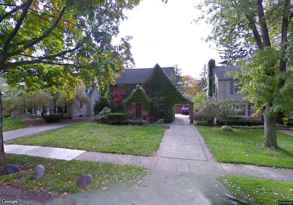 1791 Pine St unit Bldg-Unit, Birmingham, MI 48009 - photo 1