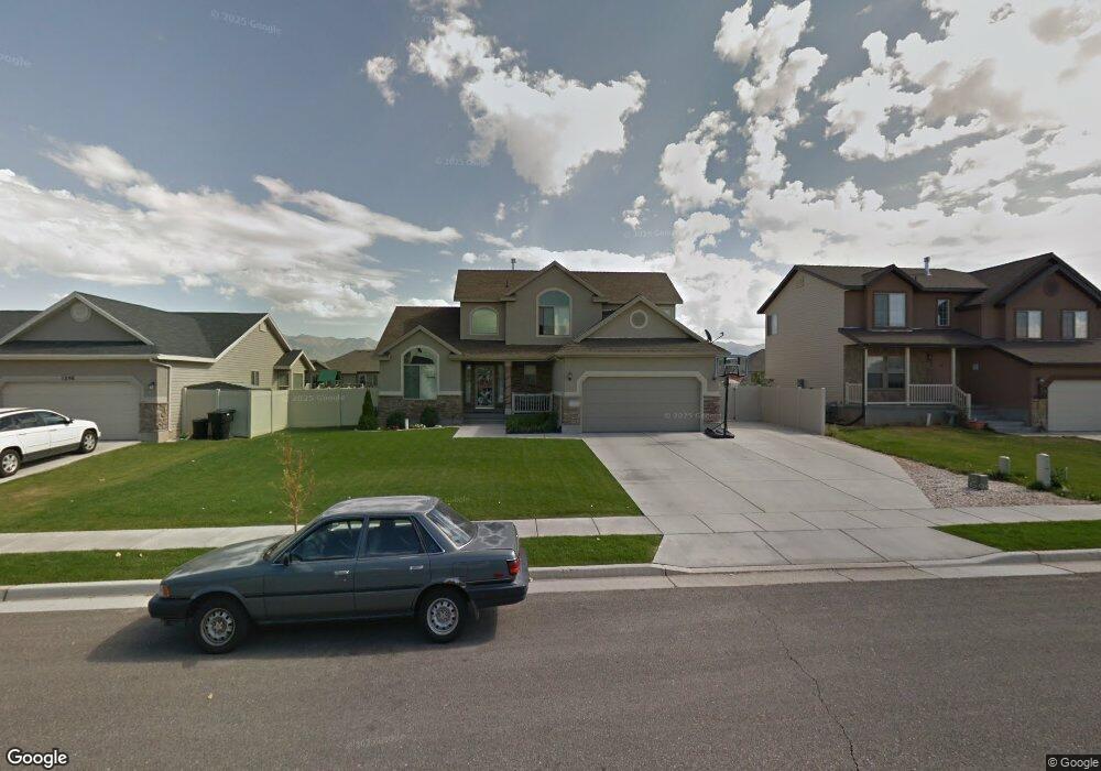 1376 N 2475 W, Clearfield, UT 84015 - photo 1