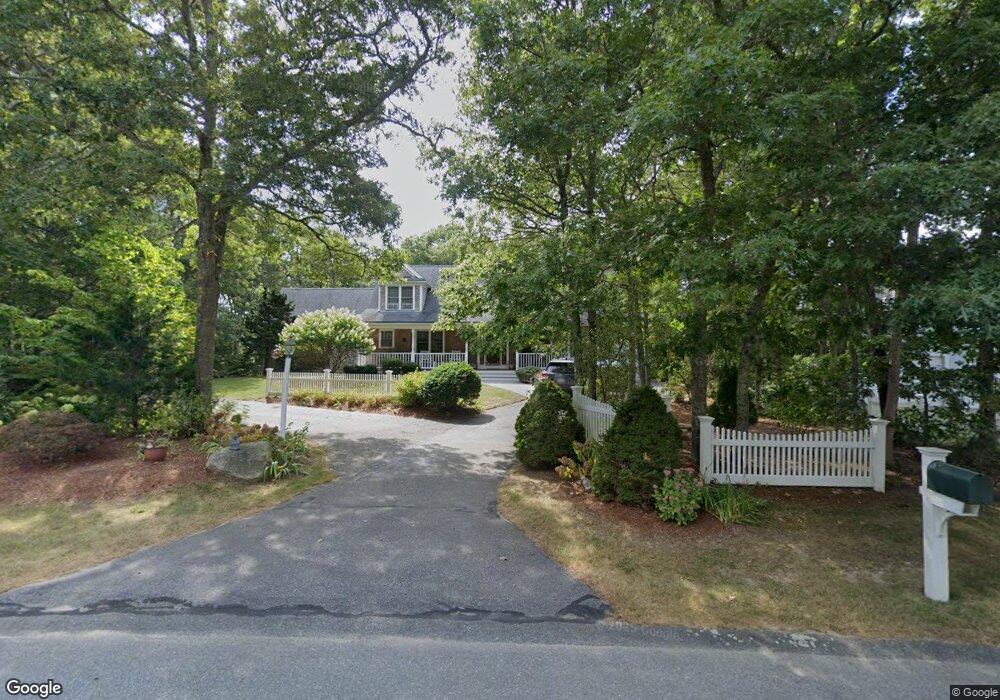 38 Hanson Cir, East Falmouth, MA 02536 - photo 1