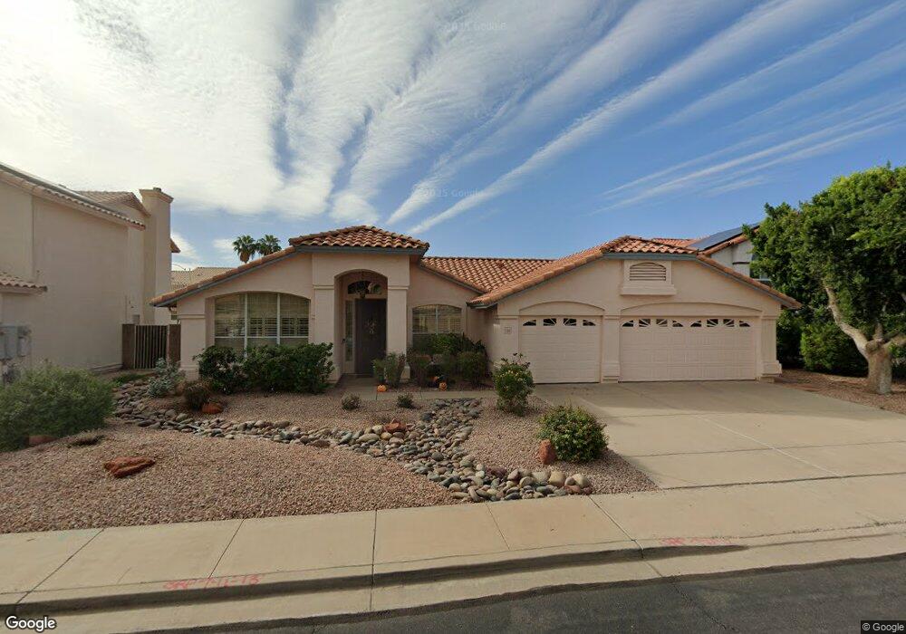 711 W Mendoza Cir, Mesa, AZ 85210 - photo 1
