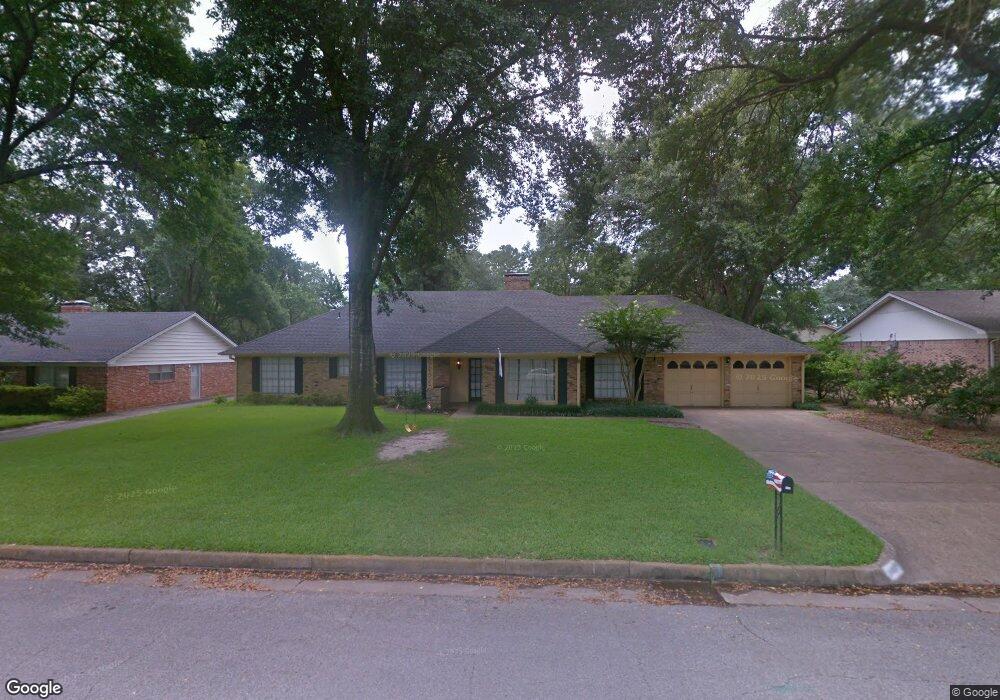 1407 1407 Kensington Dr, Tyler, TX 75703 - photo 1
