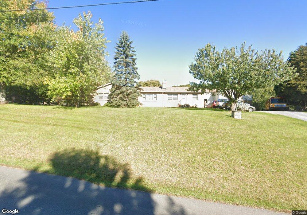 1672 Runnymeade Rd, Bunker Hill, WV 25413 - photo 1