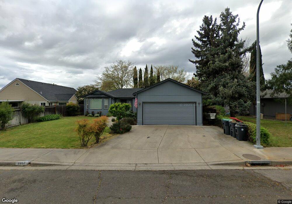 2857 Crystal Dr, Medford, OR 97504 - photo 1