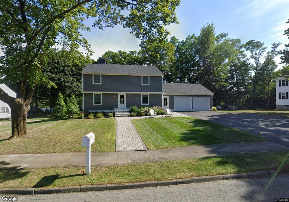 4 Post Gate Rd, Danvers, MA 01923 - photo 1