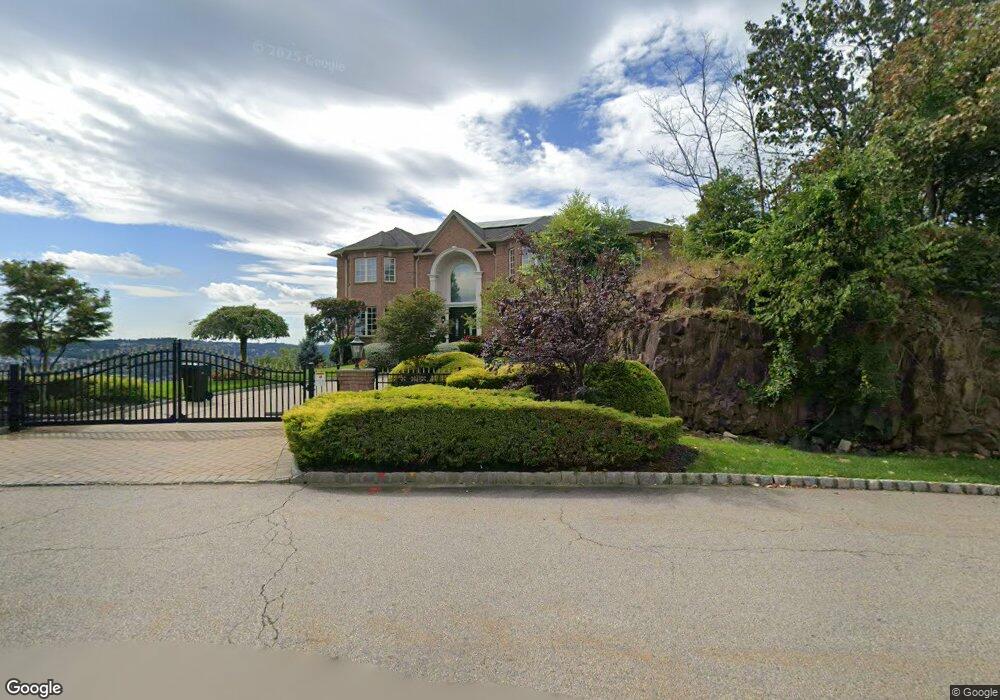 14 Mountainview Ct, Totowa, NJ 07512 - photo 1