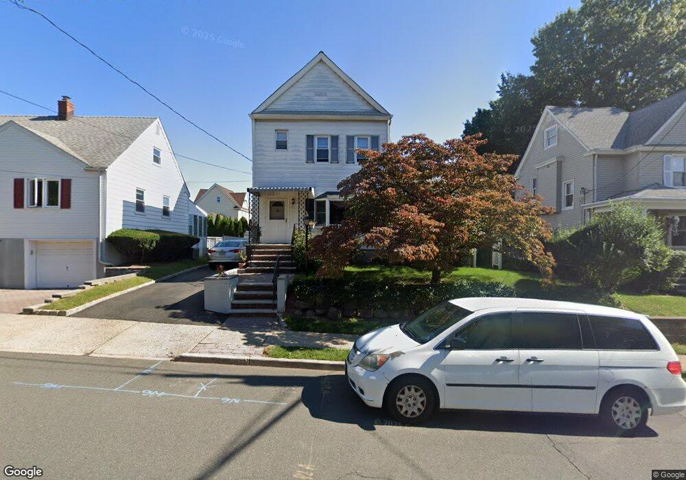 255 Franklin Ave, Hasbrouck Heights, NJ 07604 - photo 1