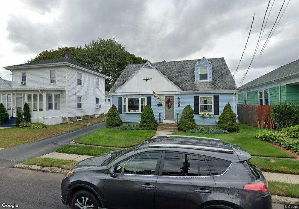 55 Warwick Rd, Pawtucket, RI 02861 - photo 1