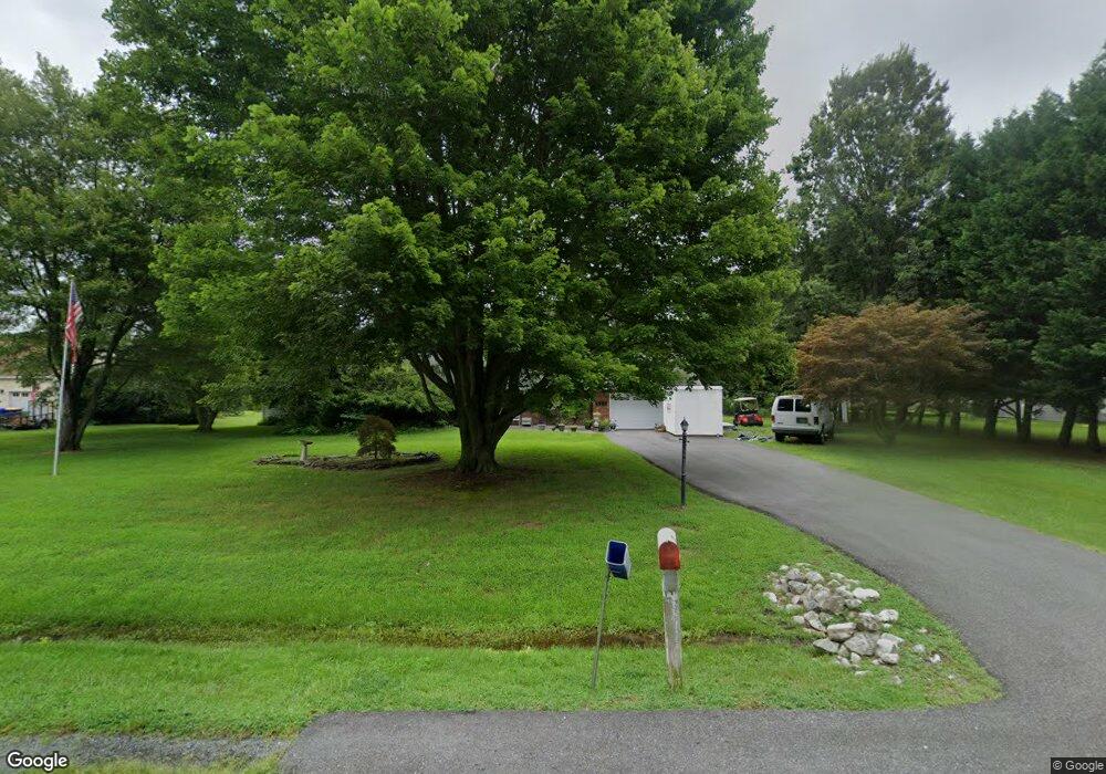 311 S Lake Dr, Stevensville, MD 21666 - photo 1