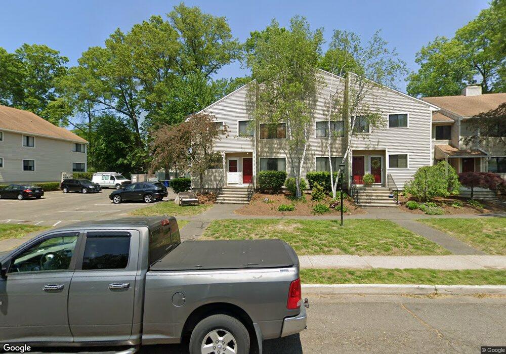 38 Lance Cir, Bridgeport, CT 06606 - photo 1