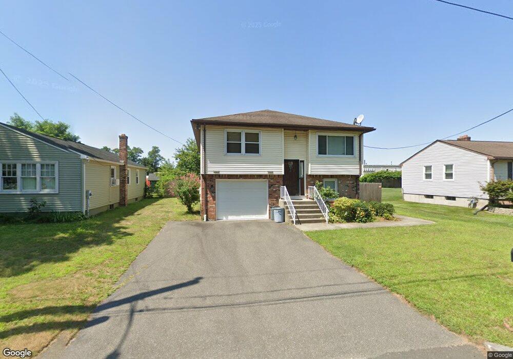 124 Mazarin St, Indian Orchard, MA 01151 - photo 1