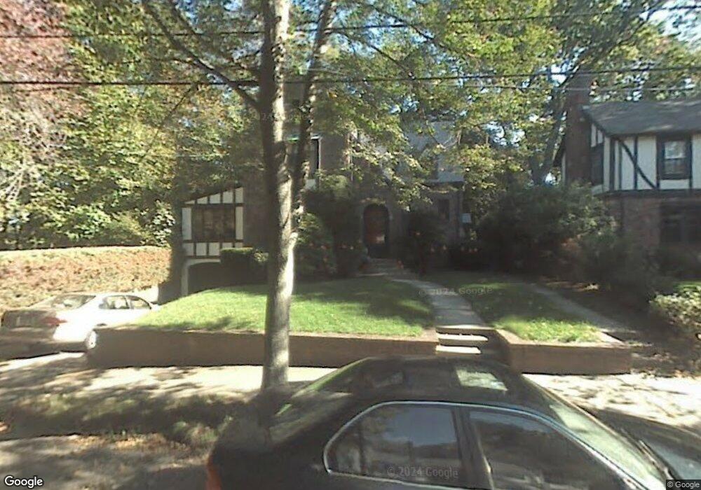 25 Burnside Rd, Newton Highlands, MA 02461 - photo 1