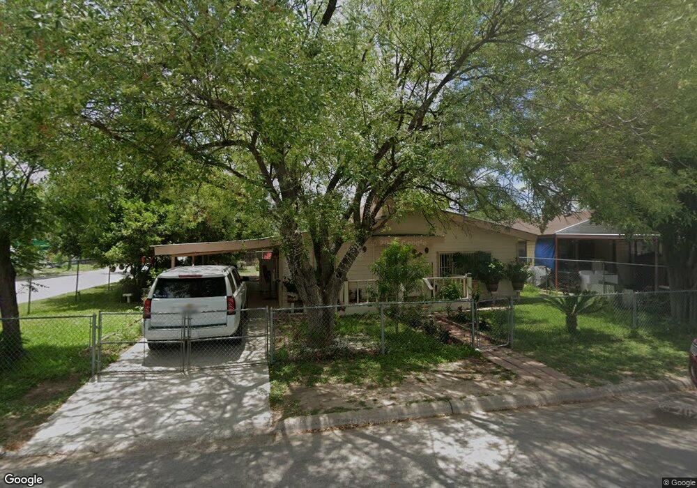 818 E Villegas Ave, Pharr, TX 78577 - photo 1