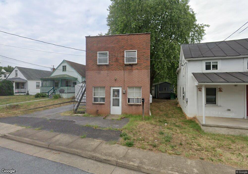 327 Pine St, Front Royal, VA 22630 - photo 1