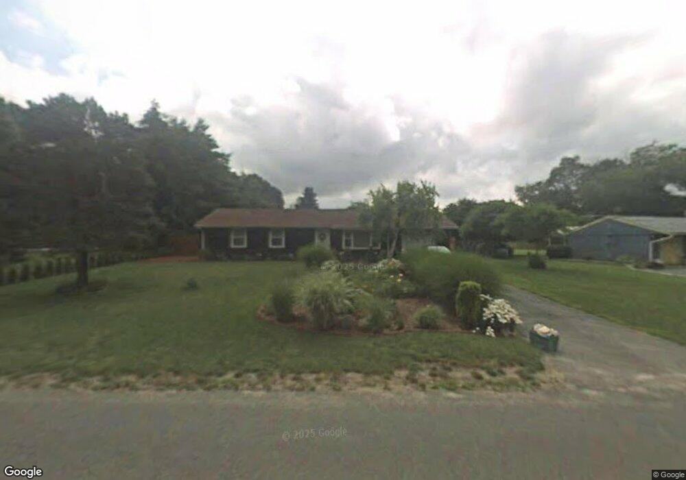 200 Bushee Rd, Swansea, MA 02777 - photo 1