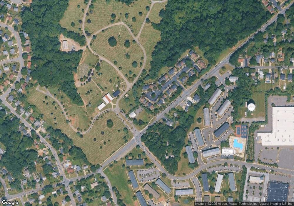 6536 Brick Hearth Ct, Alexandria, VA 22306 - photo 1