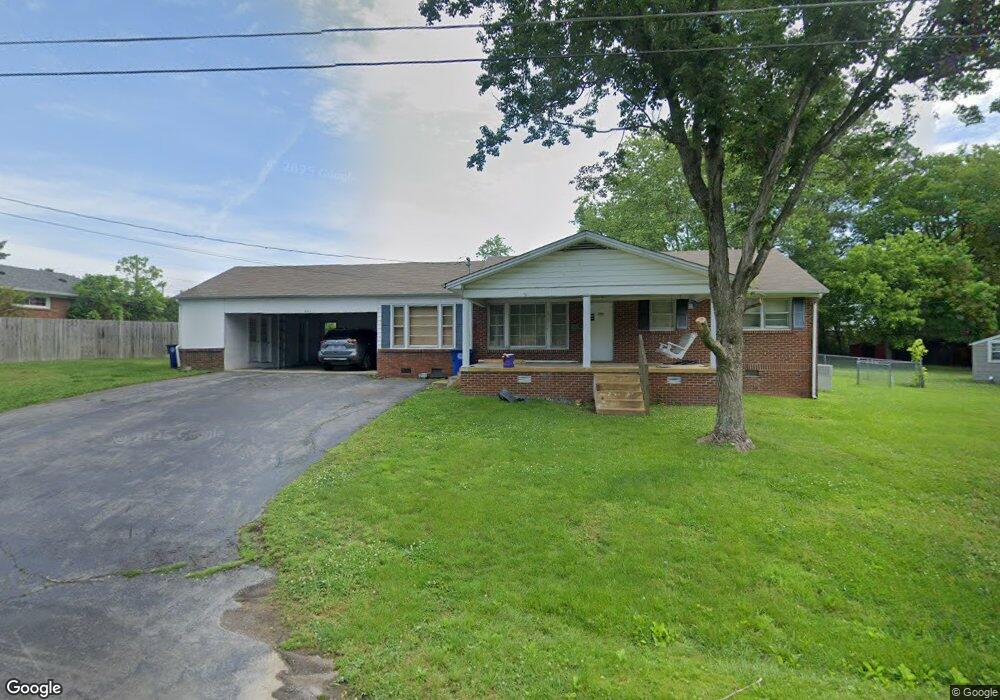 203 Charlotte Dr, Shelbyville, TN 37160 - photo 1