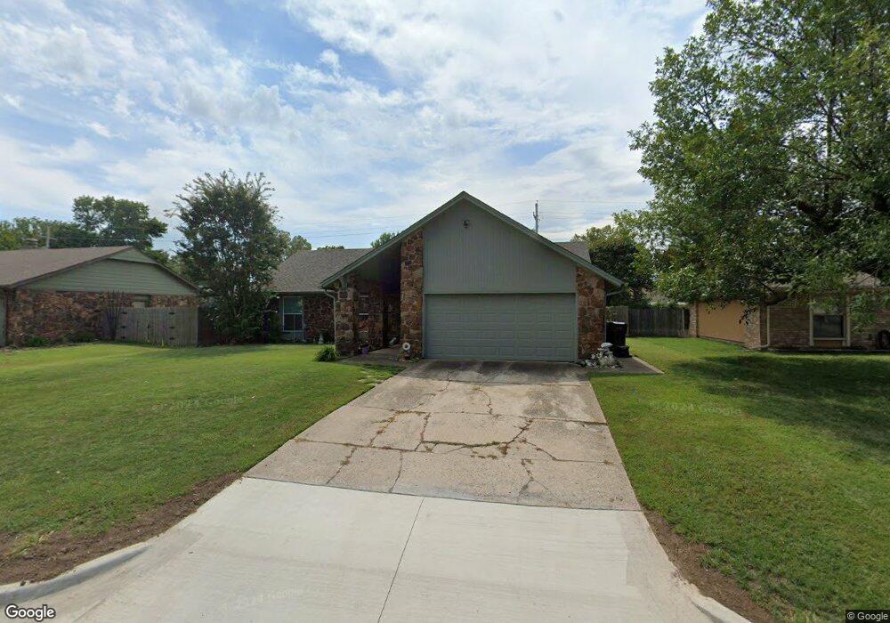 405 W Utica Place, Broken Arrow, OK 74011 - photo 1