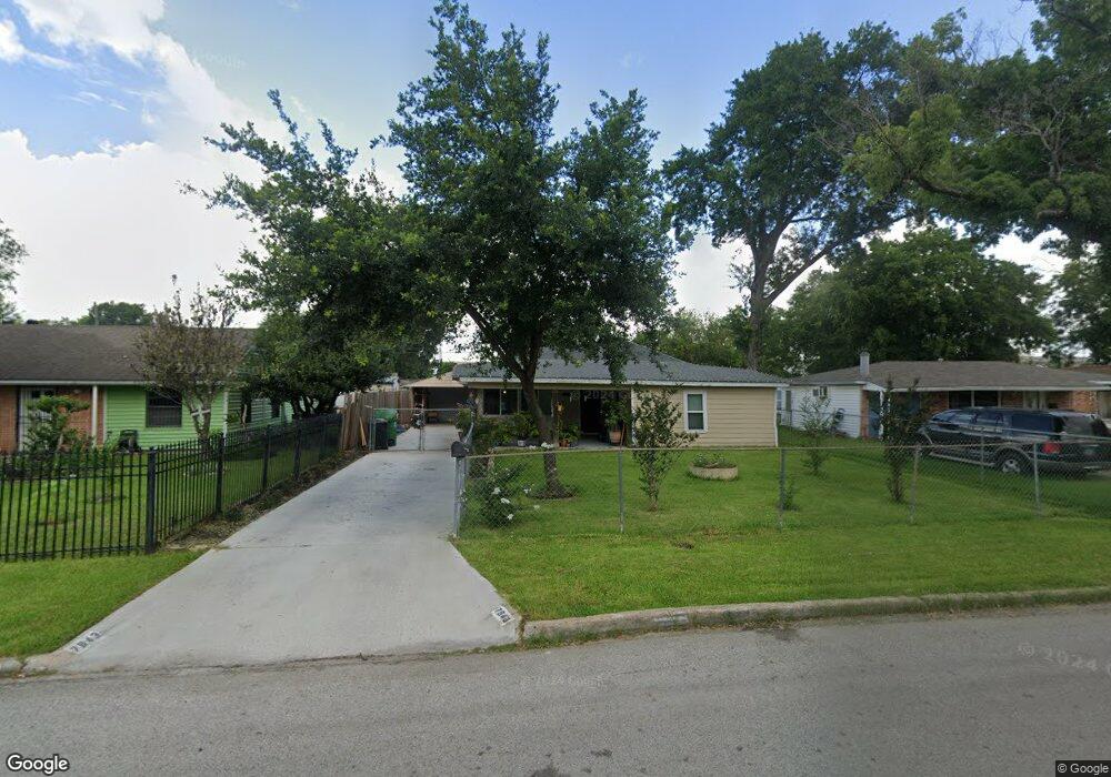 7643 Thurow St, Houston, TX 77087 - photo 1