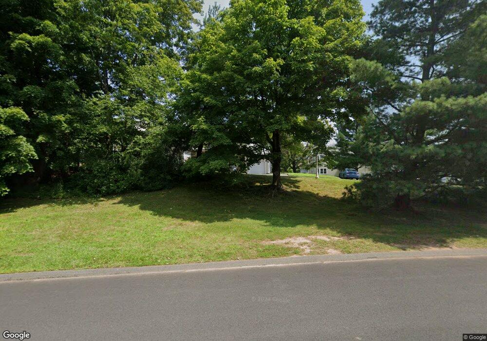 102 Limner Cir, Rocky Hill, CT 06067 - photo 1