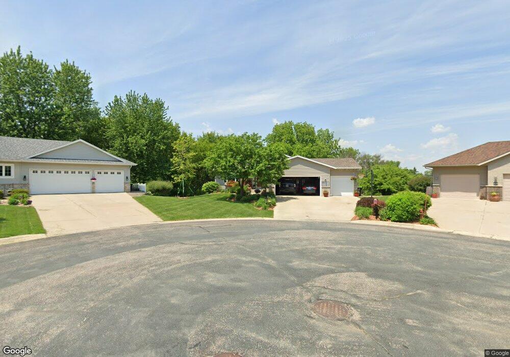 410 Lally Ct, Zumbrota, MN 55992 - photo 1