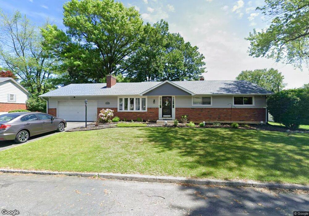 1315 Hickory Rd, Macungie, PA 18062 - photo 1