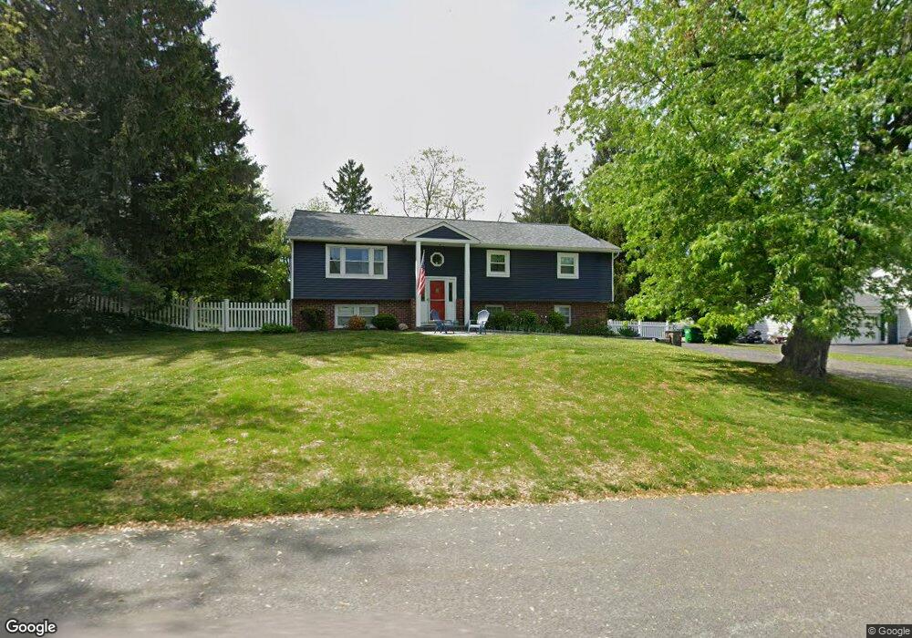 79 Derick Dr, Fishkill, NY 12524 - photo 1