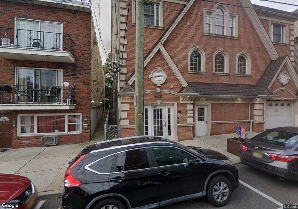 301 68th St unit 5, Guttenberg, NJ 07093 - photo 1