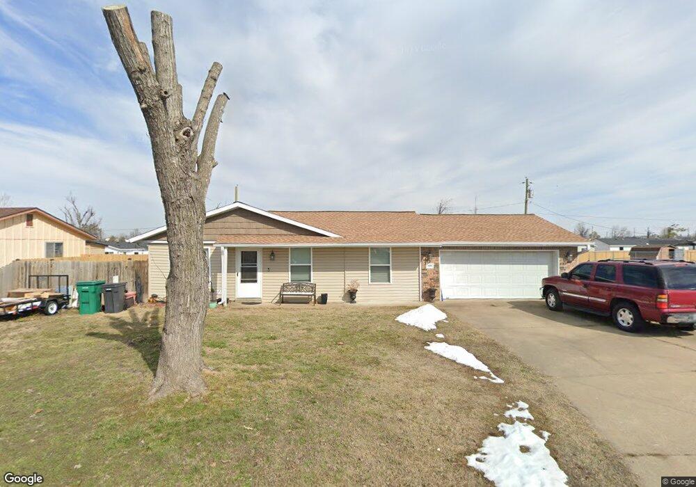 1401 W Beech Dr, Rogers, AR 72756 - photo 1