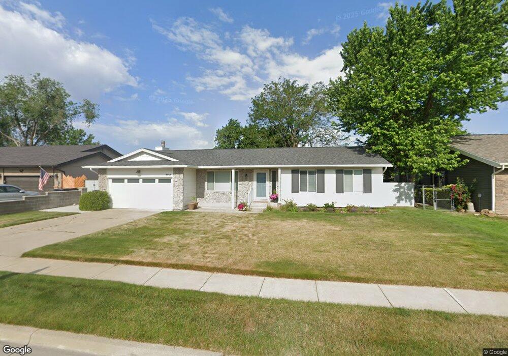 8858 Ida Ln, Sandy, UT 84093 - photo 1